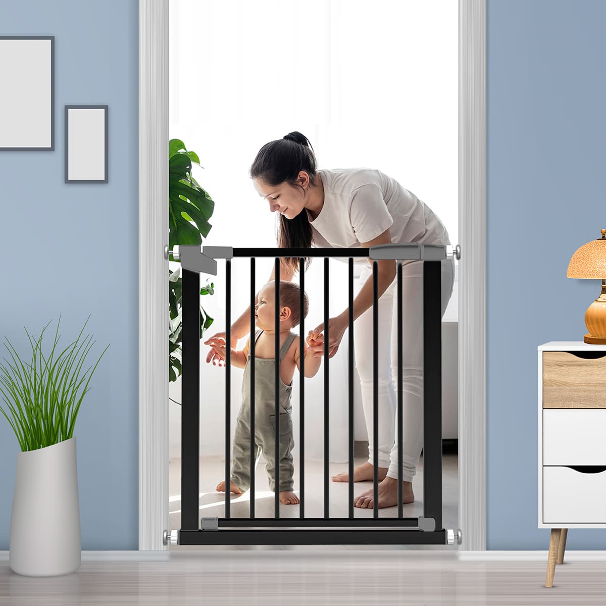 StarAndDaisy Metal Baby Gate - Safety Door With Extra Wide Pressure Mounted Gate For Stairs & Doorways 76 by 83cm - Black