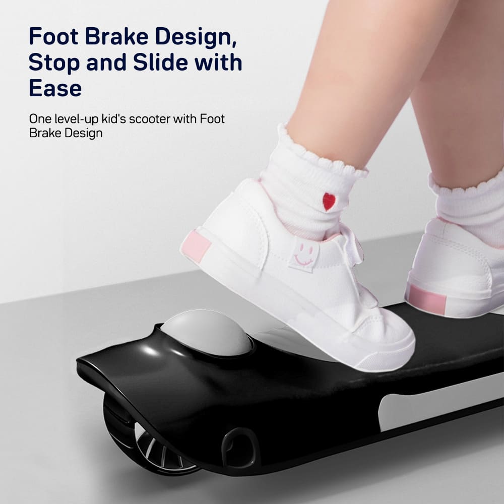 easy breaking system installed in kick on kids scooter black