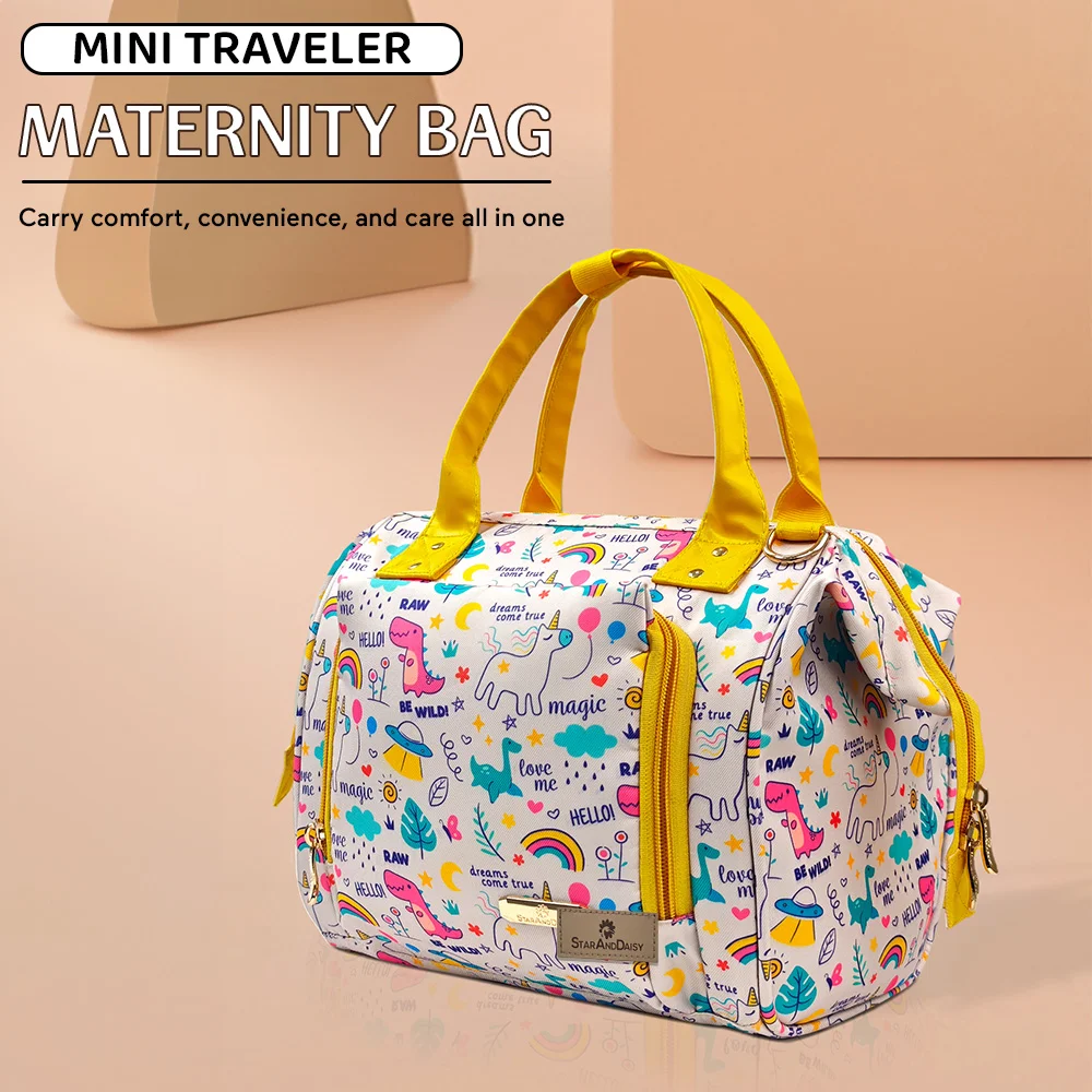 Mini-traveler-diaperbag-unicorn print-1