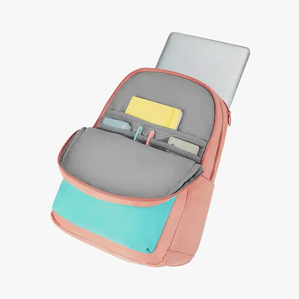 Genie Chique 27.5L Unisex Backpack